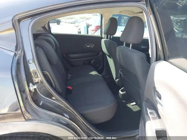 3CZRU5H31HM704119 2017 HONDA HR-V - Image 8