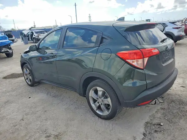 3CZRU5H31HM711054 2017 HONDA HR-V - Image 2