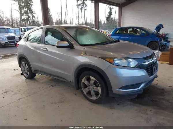 3CZRU5H31HM713113 2017 HONDA HR-V - Image 1