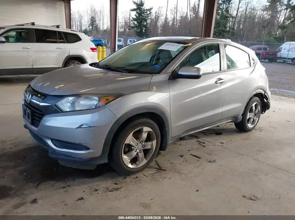 3CZRU5H31HM713113 2017 HONDA HR-V - Image 2