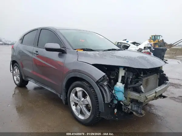 3CZRU5H31HM713161 2017 HONDA HR-V - Image 1
