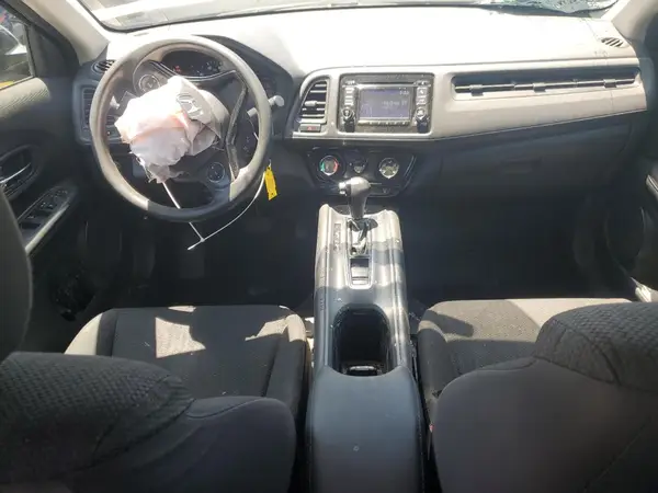 3CZRU5H31HM713855 2017 HONDA HR-V - Image 8