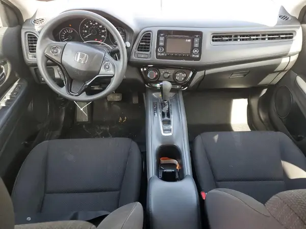 3CZRU5H31HM714858 2017 HONDA HR-V - Image 8