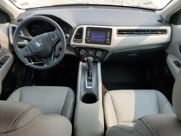 3CZRU5H31HM724581 2017 HONDA HR-V - Image 8