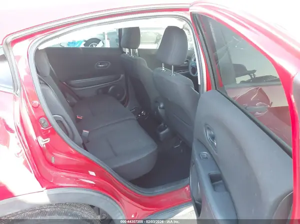 3CZRU5H31JG700821 2018 HONDA HR-V - Image 8