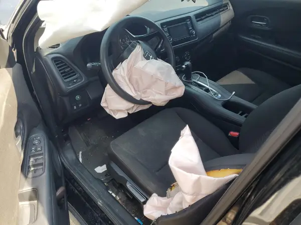 3CZRU5H31JG702052 2018 HONDA HR-V - Image 8