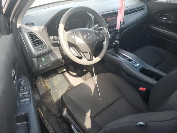 3CZRU5H31JG703105 2018 HONDA HR-V - Image 8