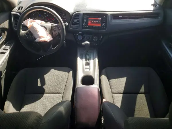 3CZRU5H31JM706443 2018 HONDA HR-V - Image 8