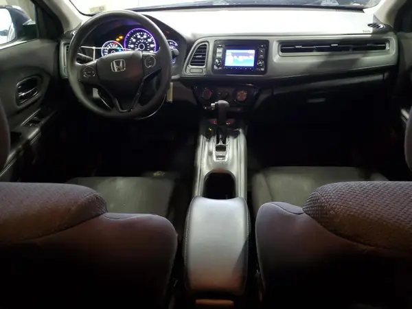 3CZRU5H31JM715126 2018 HONDA HR-V - Image 8