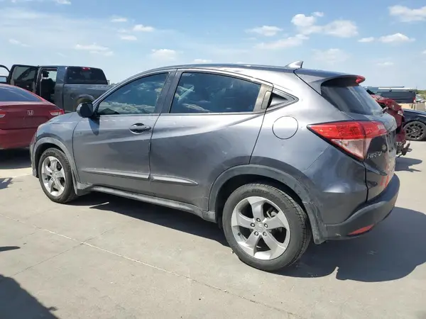 3CZRU5H31JM715725 2018 HONDA HR-V - Image 2