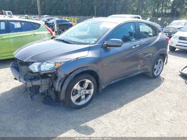 3CZRU5H31JM719399 2018 HONDA HR-V - Image 2