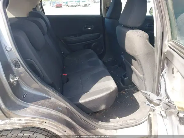 3CZRU5H31JM719399 2018 HONDA HR-V - Image 8
