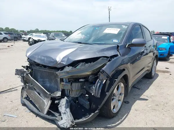 3CZRU5H31JM722514 2018 HONDA HR-V - Image 2