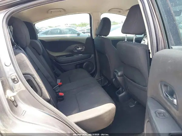 3CZRU5H31JM722514 2018 HONDA HR-V - Image 8