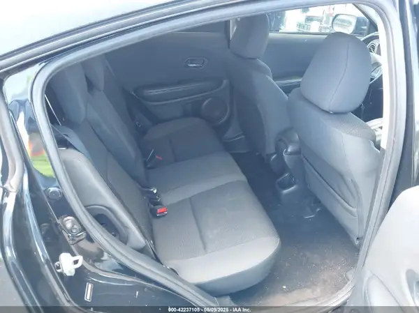 3CZRU5H31KG704823 2019 HONDA HR-V - Image 8