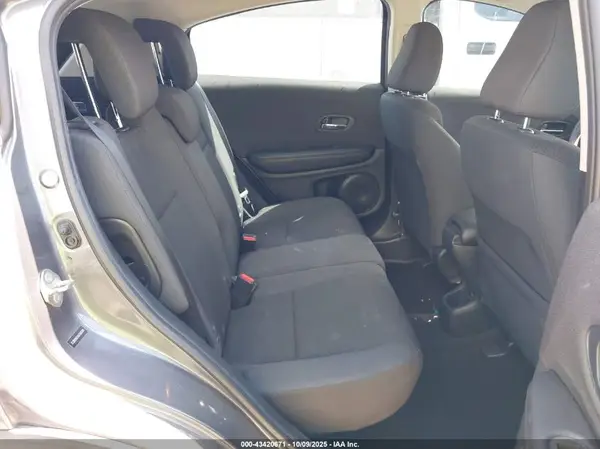 3CZRU5H31KG708290 2019 HONDA HR-V - Image 8