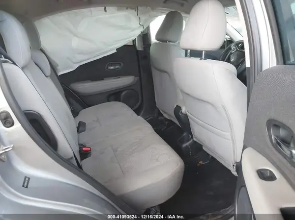 3CZRU5H31KG710816 2019 HONDA HR-V - Image 8