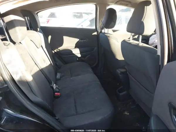 3CZRU5H31KG713876 2019 HONDA HR-V - Image 8