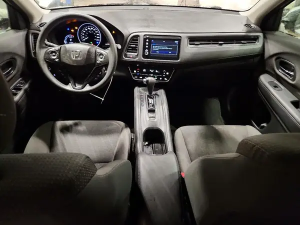 3CZRU5H31KM101338 2019 HONDA HR-V - Image 8