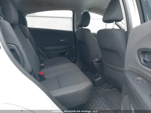 3CZRU5H31KM101663 2019 HONDA HR-V - Image 8