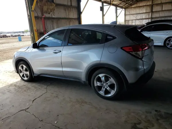 3CZRU5H31LM711015 2020 HONDA HR-V - Image 2