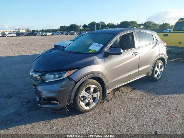 3CZRU5H31LM718918 2020 HONDA HR-V - Image 2