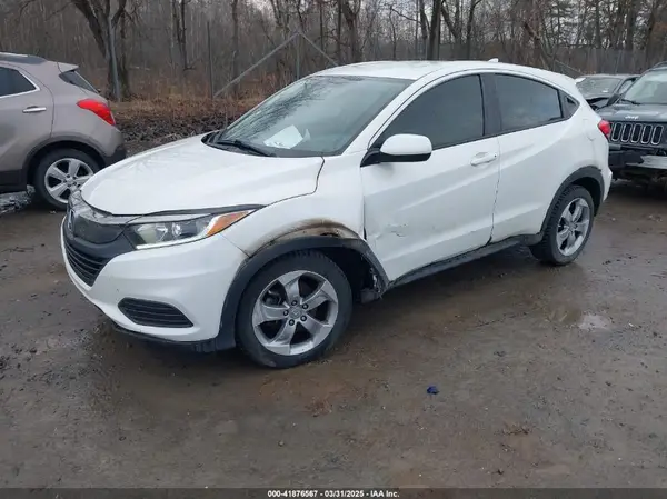 3CZRU5H31LM718997 2020 HONDA HR-V - Image 2