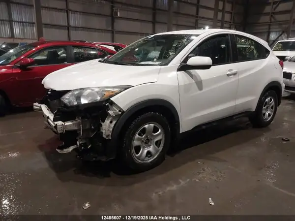 3CZRU5H32GM105129 2016 HONDA HR-V - Image 2