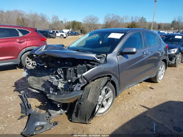 3CZRU5H32GM700580 2016 HONDA HR-V - Image 2