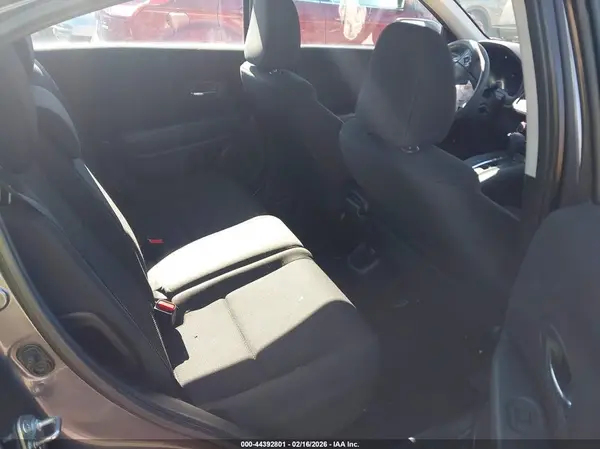 3CZRU5H32GM700580 2016 HONDA HR-V - Image 8