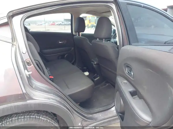 3CZRU5H32GM711630 2016 HONDA HR-V - Image 8