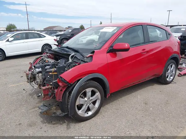 3CZRU5H32GM715872 2016 HONDA HR-V - Image 2