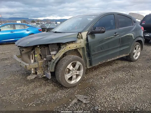 3CZRU5H32GM732753 2016 HONDA HR-V - Image 2
