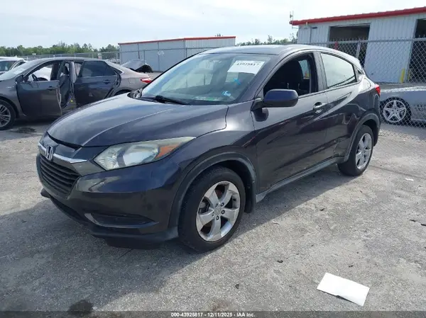3CZRU5H32GM744000 2016 HONDA HR-V - Image 2