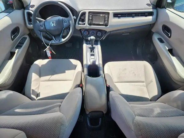 3CZRU5H32HG701812 2017 HONDA HR-V - Image 8