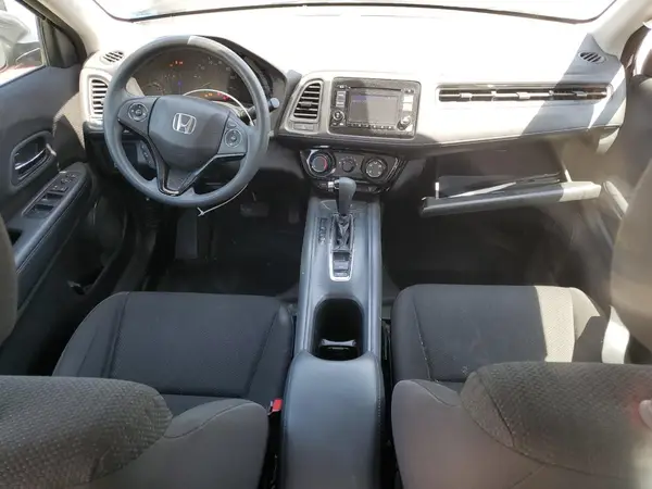 3CZRU5H32HG702068 2017 HONDA HR-V - Image 8
