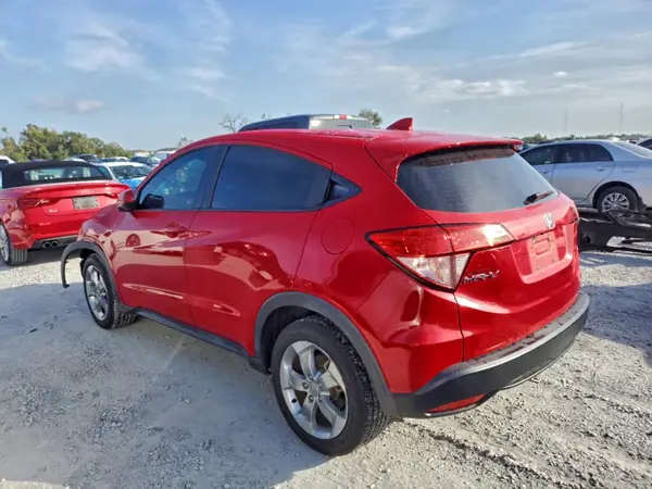 3CZRU5H32HG702586 2017 HONDA HR-V - Image 2