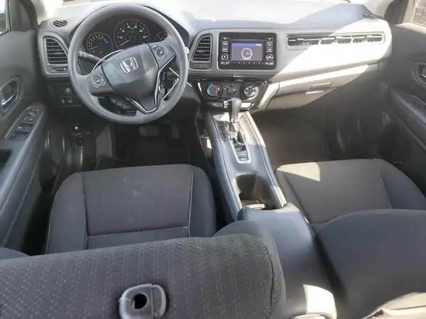 3CZRU5H32HG705827 2017 HONDA HR-V - Image 8