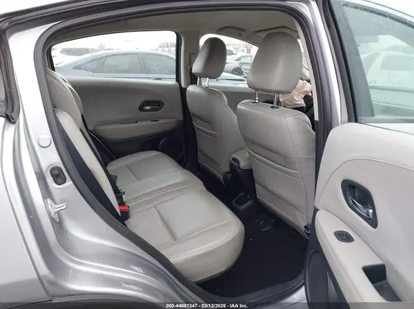 3CZRU5H32HG709554 2017 HONDA HR-V - Image 8