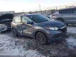 3CZRU5H32HM101048 2017 HONDA HR-V