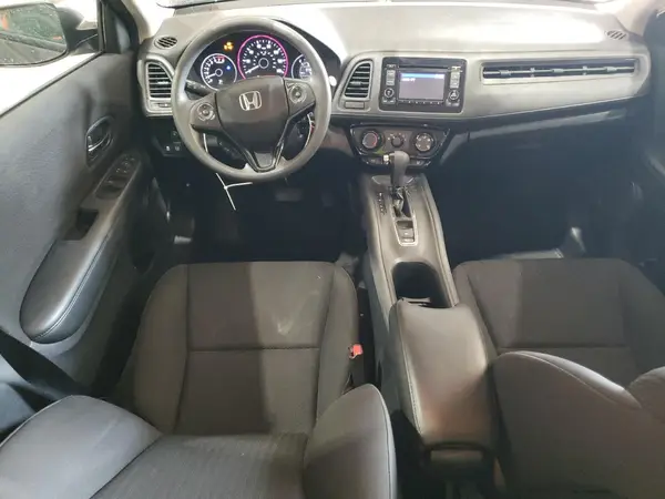 3CZRU5H32HM703724 2017 HONDA HR-V - Image 8