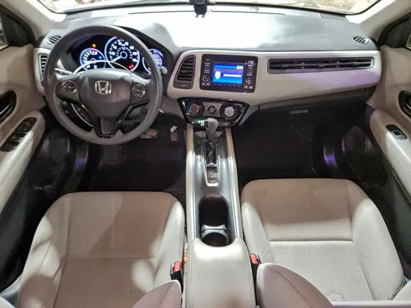 3CZRU5H32JM705429 2018 HONDA HR-V - Image 8
