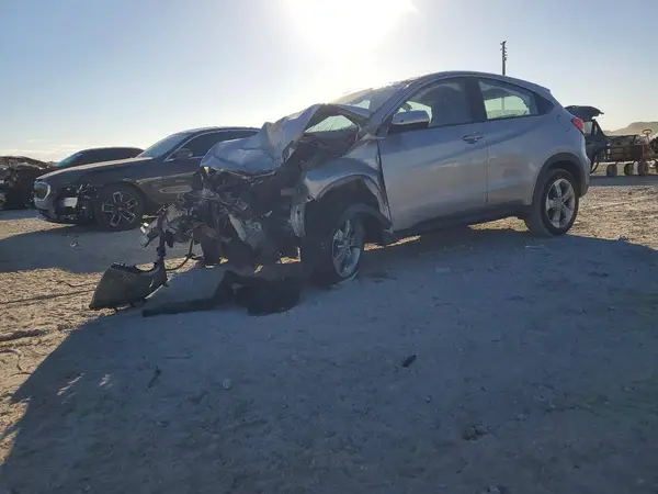 3CZRU5H32JM705494 2018 HONDA HR-V - Image 1