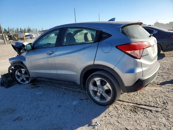 3CZRU5H32JM705494 2018 HONDA HR-V - Image 2