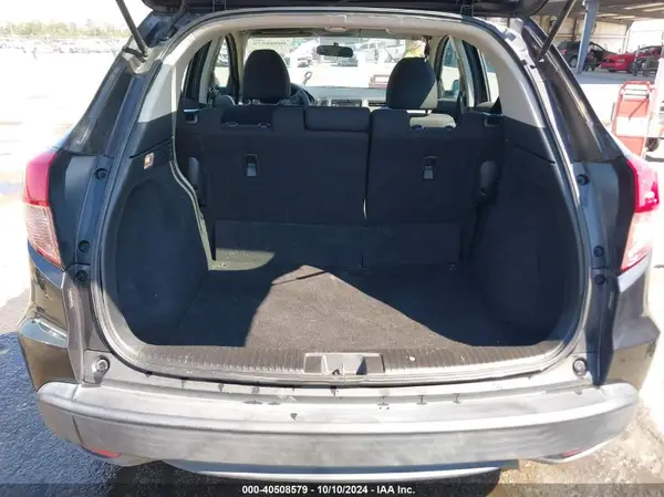 3CZRU5H32JM710615 2018 HONDA HR-V - Image 8