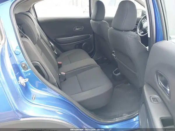 3CZRU5H32JM711165 2018 HONDA HR-V - Image 8