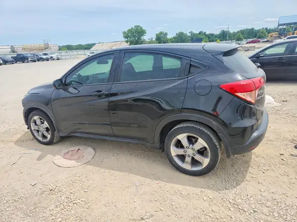 3CZRU5H32JM715183 2018 HONDA HR-V - Image 2