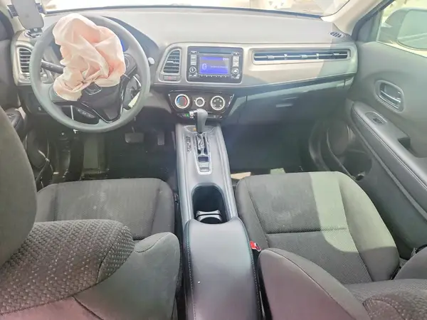 3CZRU5H32JM715183 2018 HONDA HR-V - Image 8