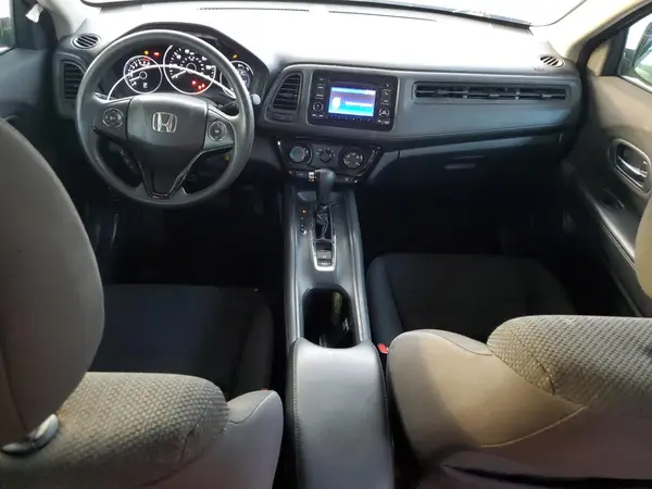 3CZRU5H32JM717628 2018 HONDA HR-V - Image 8
