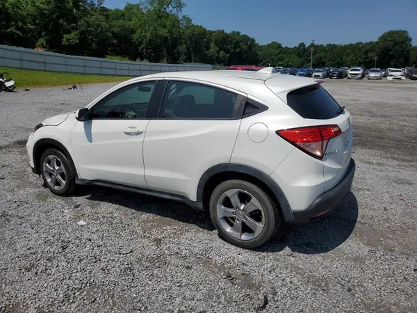 3CZRU5H32JM718598 2018 HONDA HR-V - Image 2